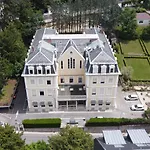 Des Eaux Hotel