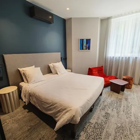 Des Eaux Hotel