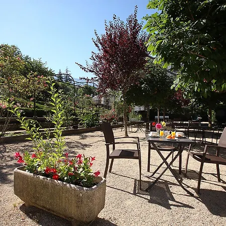 Des Eaux Hotel
