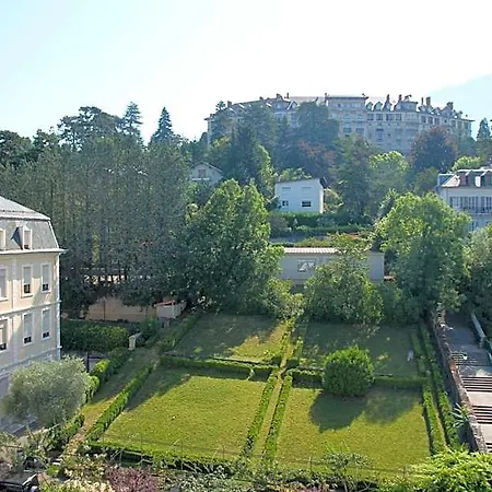 Des Eaux Hotel 3*