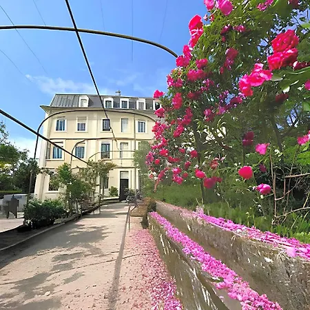Des Eaux Hotel