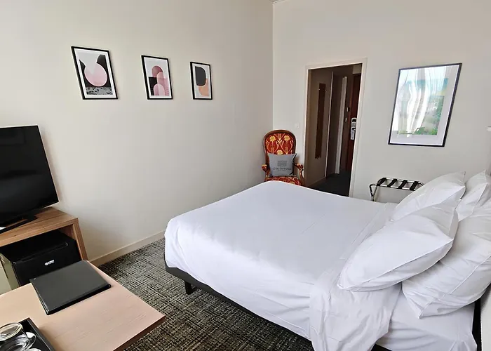 Des Eaux Hotel 3*